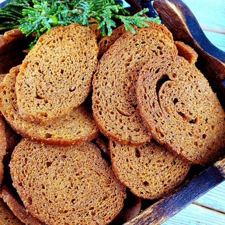 Гренки "Снапсы" ржаные с томатом и базиликом (1 кг.)