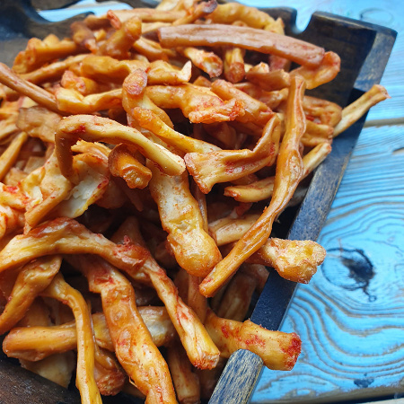 Сыр жареный со вкусом ЧЕСНОКА ТМ КГБ СНЕК (0,5 кг.)