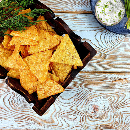 Чипсы Кукурузные "Начос" со вк. Сметана и лук (0,5 кг.)