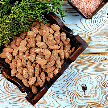 Миндаль жареный копчёный (1 кг.)