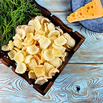 Чипсы рифлёные со вкусом сыр (1 кг.)