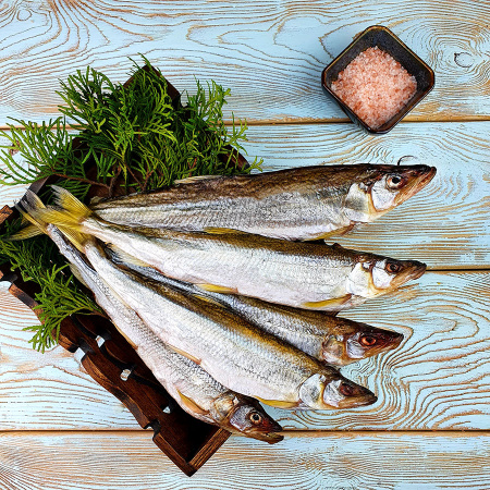 Корюшка с икрой вяленая