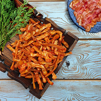 Сыр жареный со вкусом БЕКОНА ТМ КГБ СНЕК (0,5 кг.)