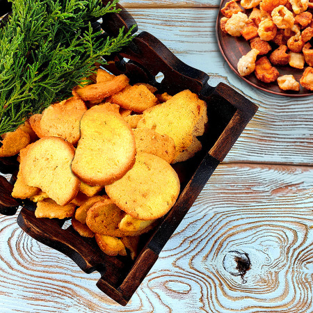 Чипсы хлебные "Лутовские" Шкварки (1 кг.)